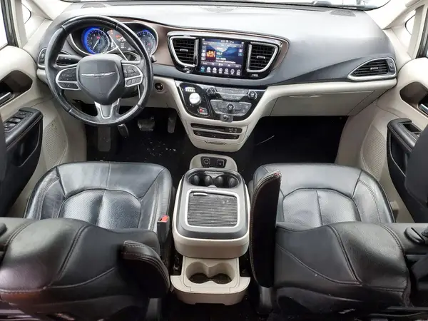 2C4RC1EG9JR315526 2018 CHRYSLER PACIFICA - Image 8