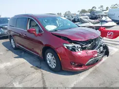 2C4RC1EG9JR315851 2018 CHRYSLER PACIFICA
