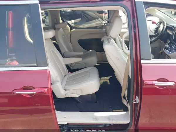 2C4RC1EG9JR315851 2018 CHRYSLER PACIFICA - Image 8