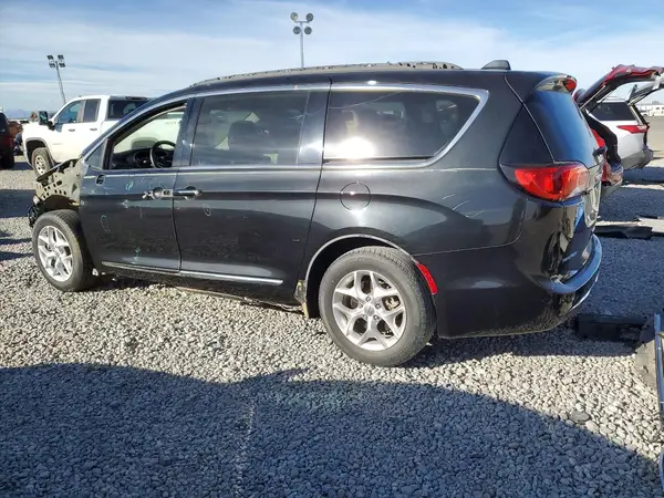 2C4RC1EG9JR316577 2018 CHRYSLER PACIFICA - Image 2