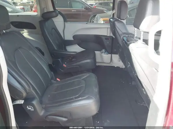 2C4RC1EG9JR330236 2018 CHRYSLER PACIFICA - Image 8