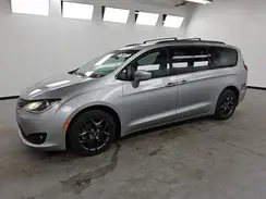 2C4RC1EG9JR332696 2018 CHRYSLER PACIFICA