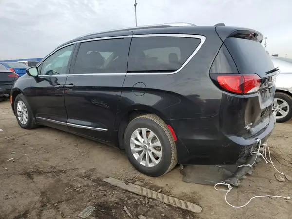 2C4RC1EG9JR333606 2018 CHRYSLER PACIFICA - Image 2