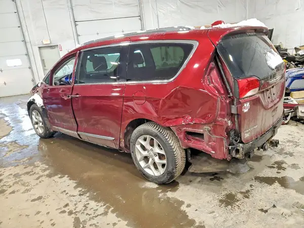 2C4RC1EG9JR357047 2018 CHRYSLER PACIFICA - Image 2