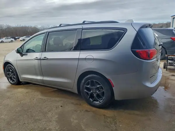 2C4RC1EG9KR508101 2019 CHRYSLER PACIFICA - Image 2