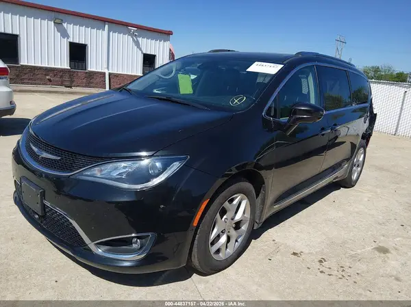 2C4RC1EG9KR509541 2019 CHRYSLER PACIFICA - Image 2