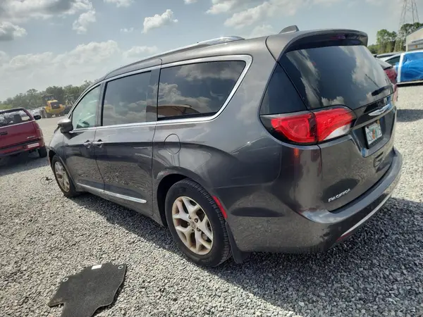 2C4RC1EG9KR525609 2019 CHRYSLER PACIFICA - Image 2