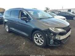 2C4RC1EG9KR549683 2019 CHRYSLER PACIFICA