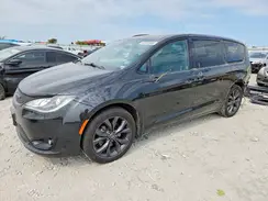 2C4RC1EG9KR702286 2019 CHRYSLER PACIFICA