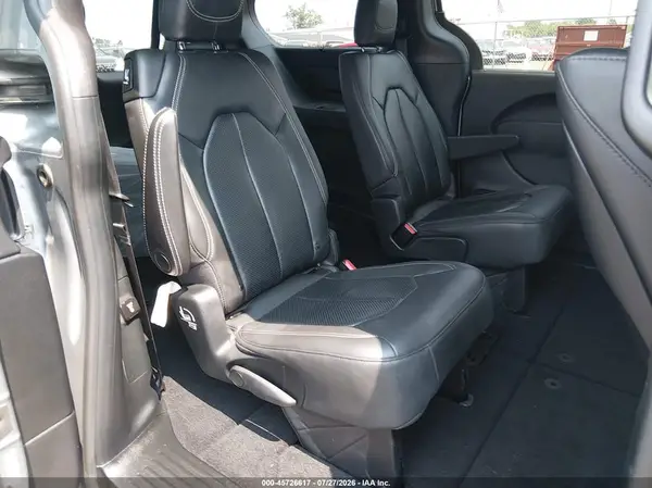 2C4RC1EG9LR121694 2020 CHRYSLER PACIFICA - Image 8