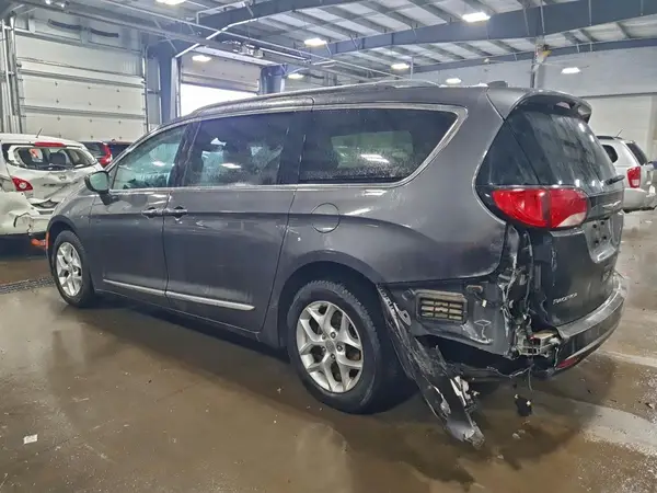 2C4RC1EG9LR129472 2020 CHRYSLER PACIFICA - Image 2