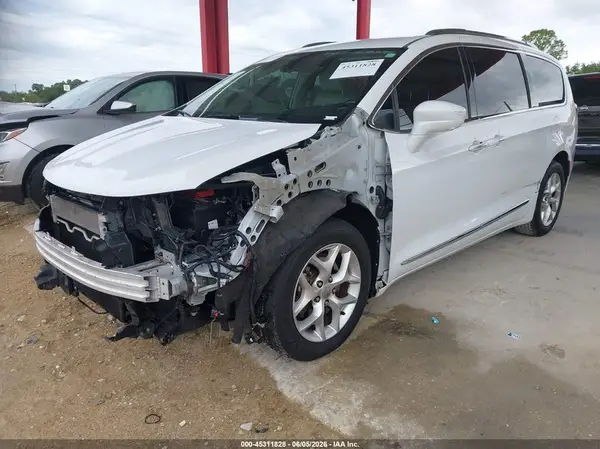 2C4RC1EG9LR184374 2020 CHRYSLER PACIFICA - Image 2