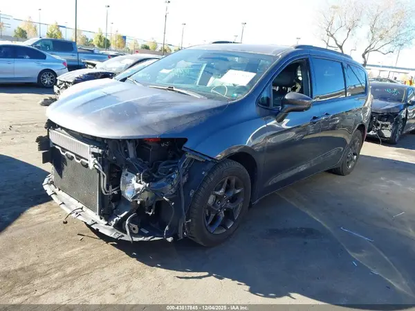 2C4RC1EG9LR210049 2020 CHRYSLER PACIFICA - Image 2