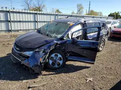 2C4RC1EGXHR541925 2017 CHRYSLER PACIFICA
