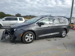 2C4RC1EGXHR543142 2017 CHRYSLER PACIFICA
