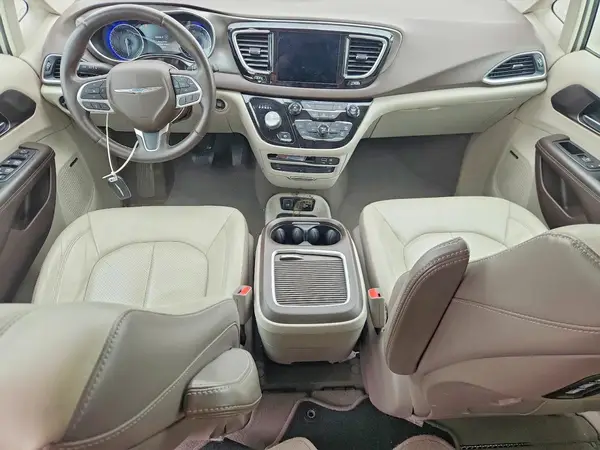 2C4RC1EGXHR565075 2017 CHRYSLER PACIFICA - Image 8