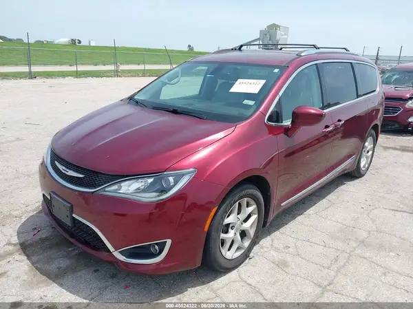 2C4RC1EGXHR570938 2017 CHRYSLER PACIFICA - Image 2