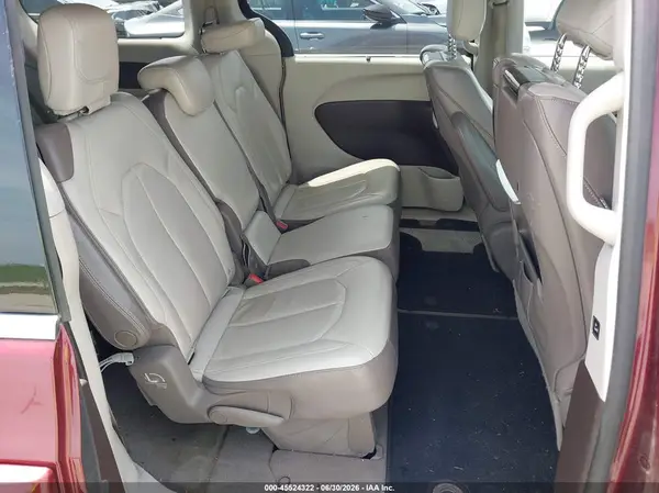 2C4RC1EGXHR570938 2017 CHRYSLER PACIFICA - Image 8