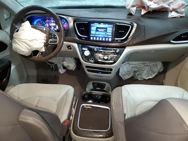 2C4RC1EGXHR585262 2017 CHRYSLER PACIFICA - Image 8
