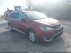 2C4RC1EGXHR592308 2017 CHRYSLER PACIFICA