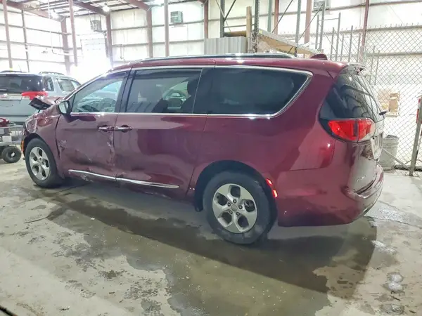 2C4RC1EGXHR614338 2017 CHRYSLER PACIFICA - Image 2