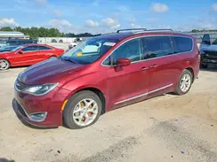 2C4RC1EGXHR614369 2017 CHRYSLER PACIFICA