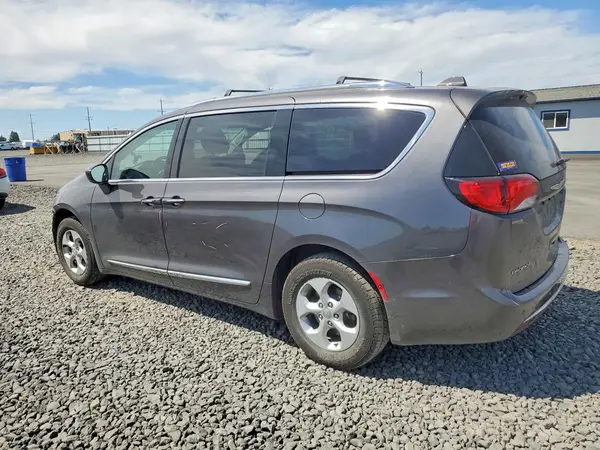 2C4RC1EGXHR628305 2017 CHRYSLER PACIFICA - Image 2