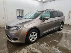 2C4RC1EGXHR637828 2017 CHRYSLER PACIFICA