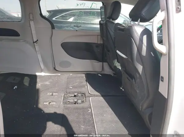 2C4RC1EGXHR650403 2017 CHRYSLER PACIFICA - Image 8