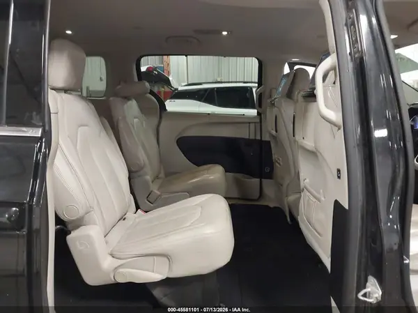 2C4RC1EGXHR652863 2017 CHRYSLER PACIFICA - Image 8
