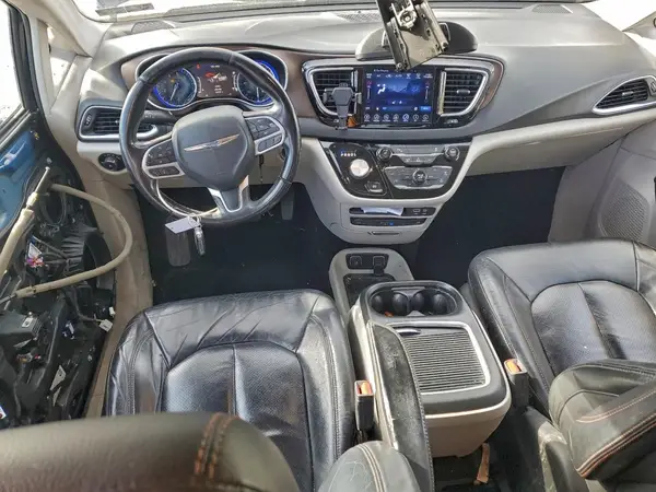 2C4RC1EGXHR653009 2017 CHRYSLER PACIFICA - Image 8