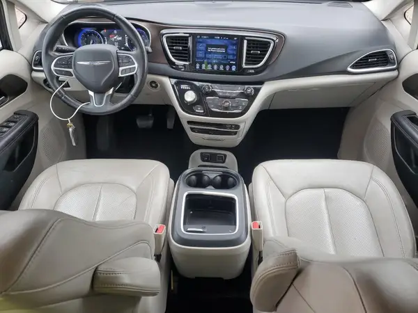 2C4RC1EGXHR653236 2017 CHRYSLER PACIFICA - Image 8