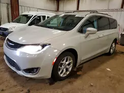 2C4RC1EGXHR653656 2017 CHRYSLER PACIFICA