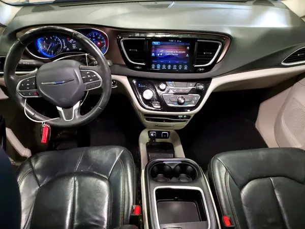 2C4RC1EGXHR653656 2017 CHRYSLER PACIFICA - Image 8