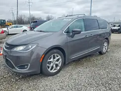 2C4RC1EGXHR656055 2017 CHRYSLER PACIFICA