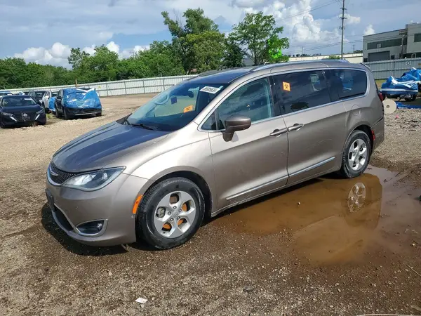2C4RC1EGXHR669761 2017 CHRYSLER PACIFICA - Image 1