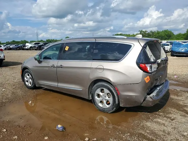 2C4RC1EGXHR669761 2017 CHRYSLER PACIFICA - Image 2