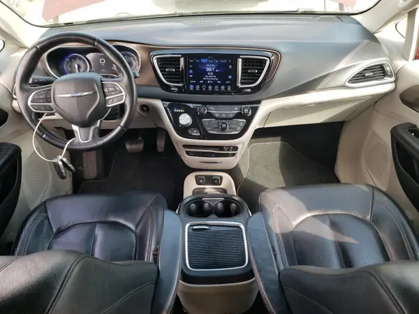 2C4RC1EGXHR677889 2017 CHRYSLER PACIFICA - Image 8