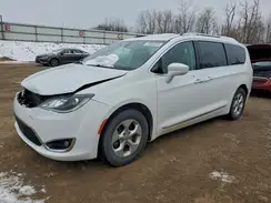 2C4RC1EGXHR695552 2017 CHRYSLER PACIFICA