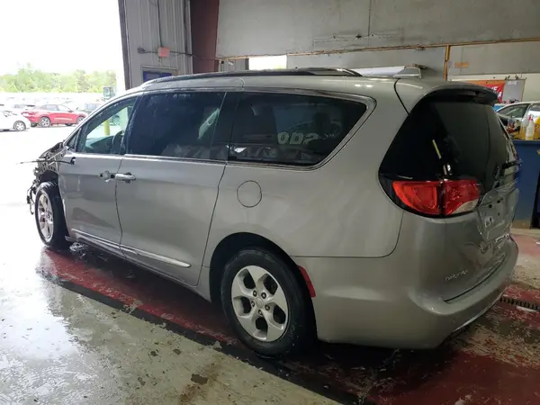 2C4RC1EGXHR727318 2017 CHRYSLER PACIFICA - Image 2