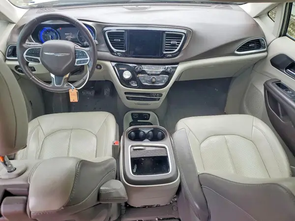 2C4RC1EGXHR743700 2017 CHRYSLER PACIFICA - Image 8