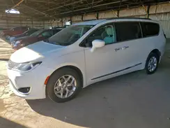 2C4RC1EGXHR756818 2017 CHRYSLER PACIFICA