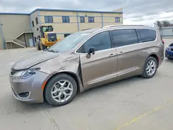 2C4RC1EGXHR759475 2017 CHRYSLER PACIFICA