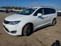 2C4RC1EGXHR759668 2017 CHRYSLER PACIFICA