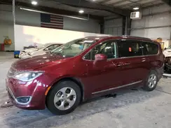 2C4RC1EGXHR778057 2017 CHRYSLER PACIFICA