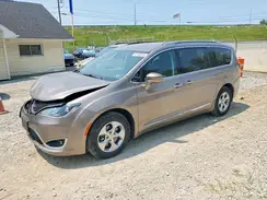 2C4RC1EGXHR804592 2017 CHRYSLER PACIFICA