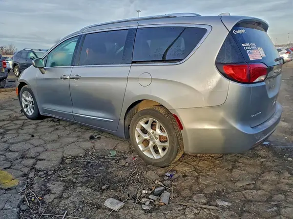 2C4RC1EGXHR832621 2017 CHRYSLER PACIFICA - Image 2