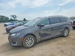 2C4RC1EGXJR101046 2018 CHRYSLER PACIFICA