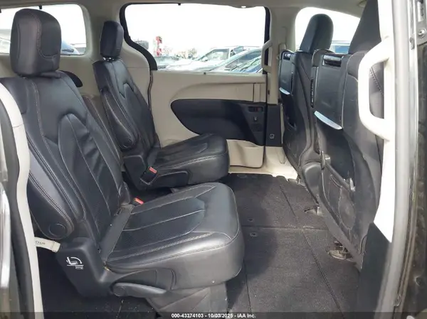 2C4RC1EGXJR112743 2018 CHRYSLER PACIFICA - Image 8