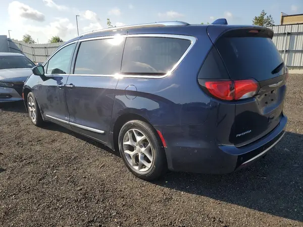 2C4RC1EGXJR113875 2018 CHRYSLER PACIFICA - Image 2